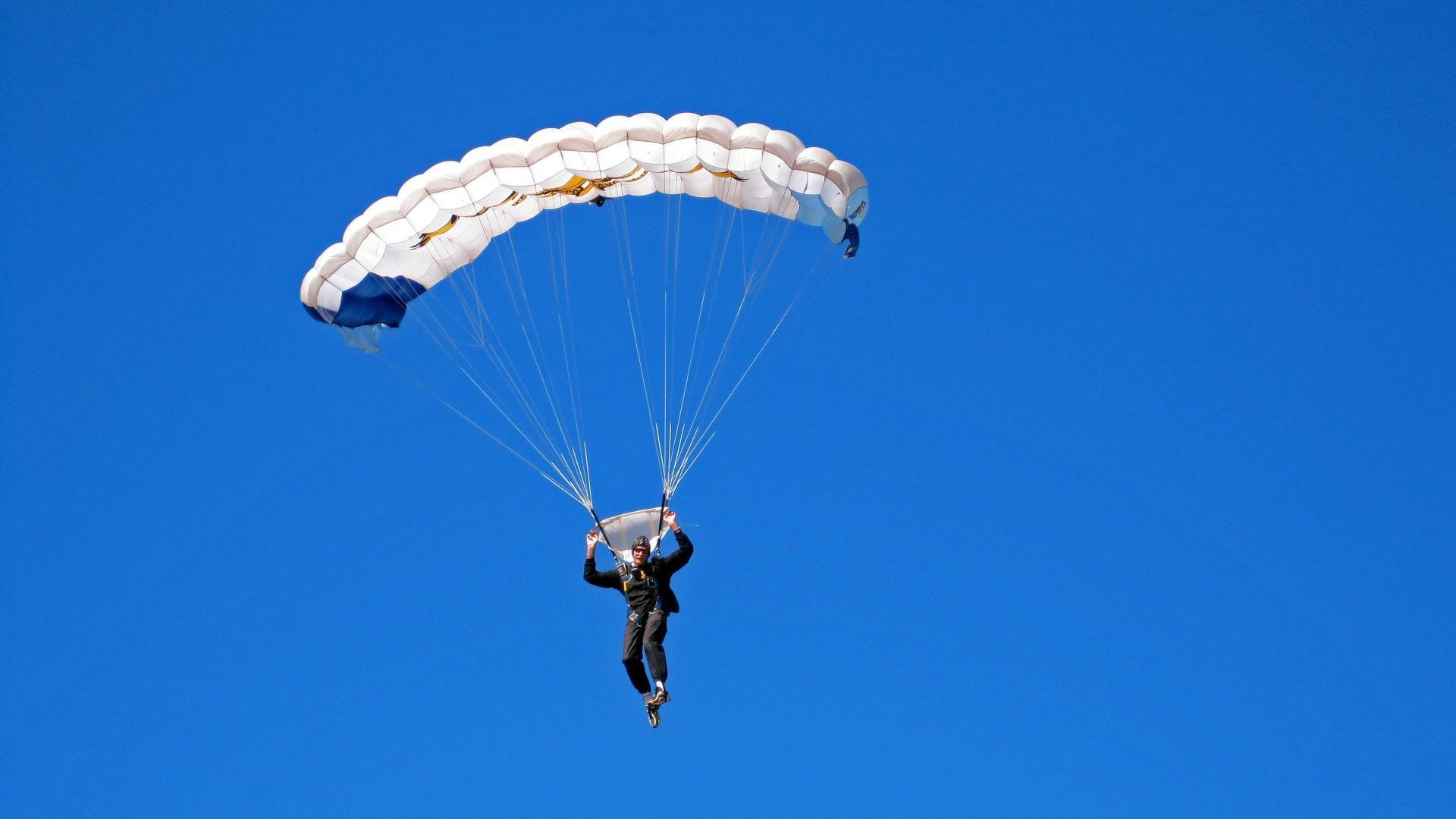 控卫节奏控制力是否决定比赛主动权，控卫位置和打法